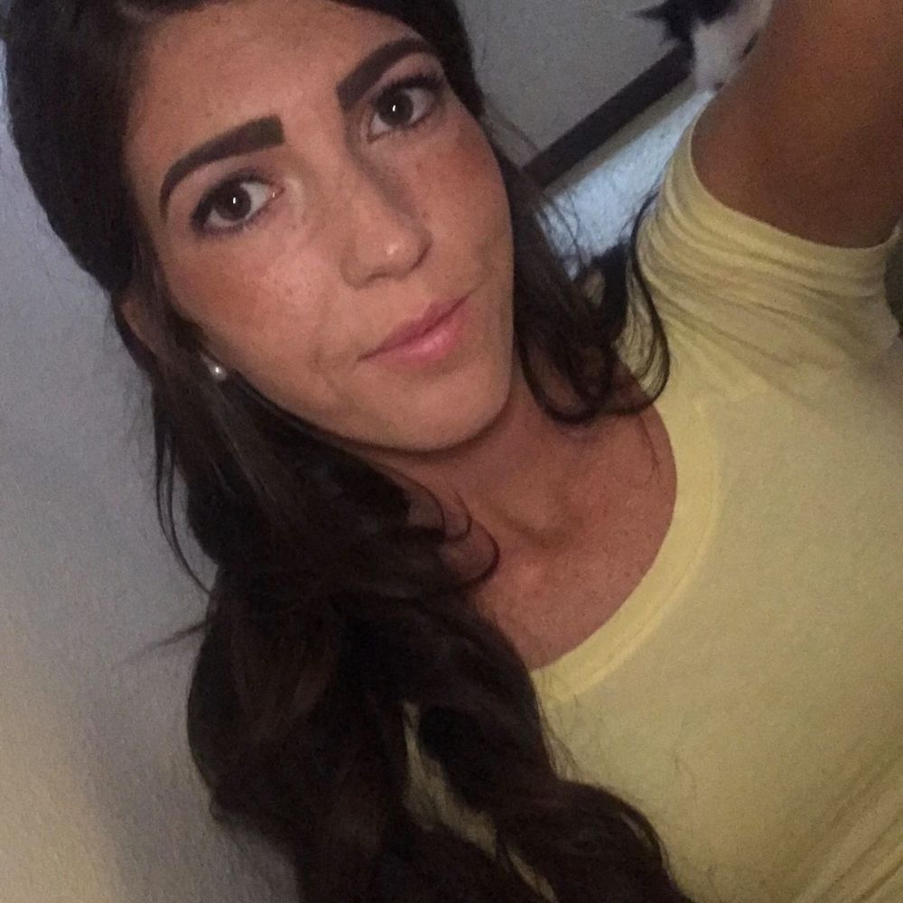 Meet your Posher, Kenzie